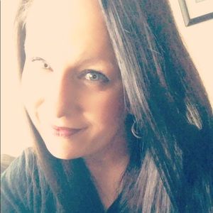 Meet your Posher, Charlyn